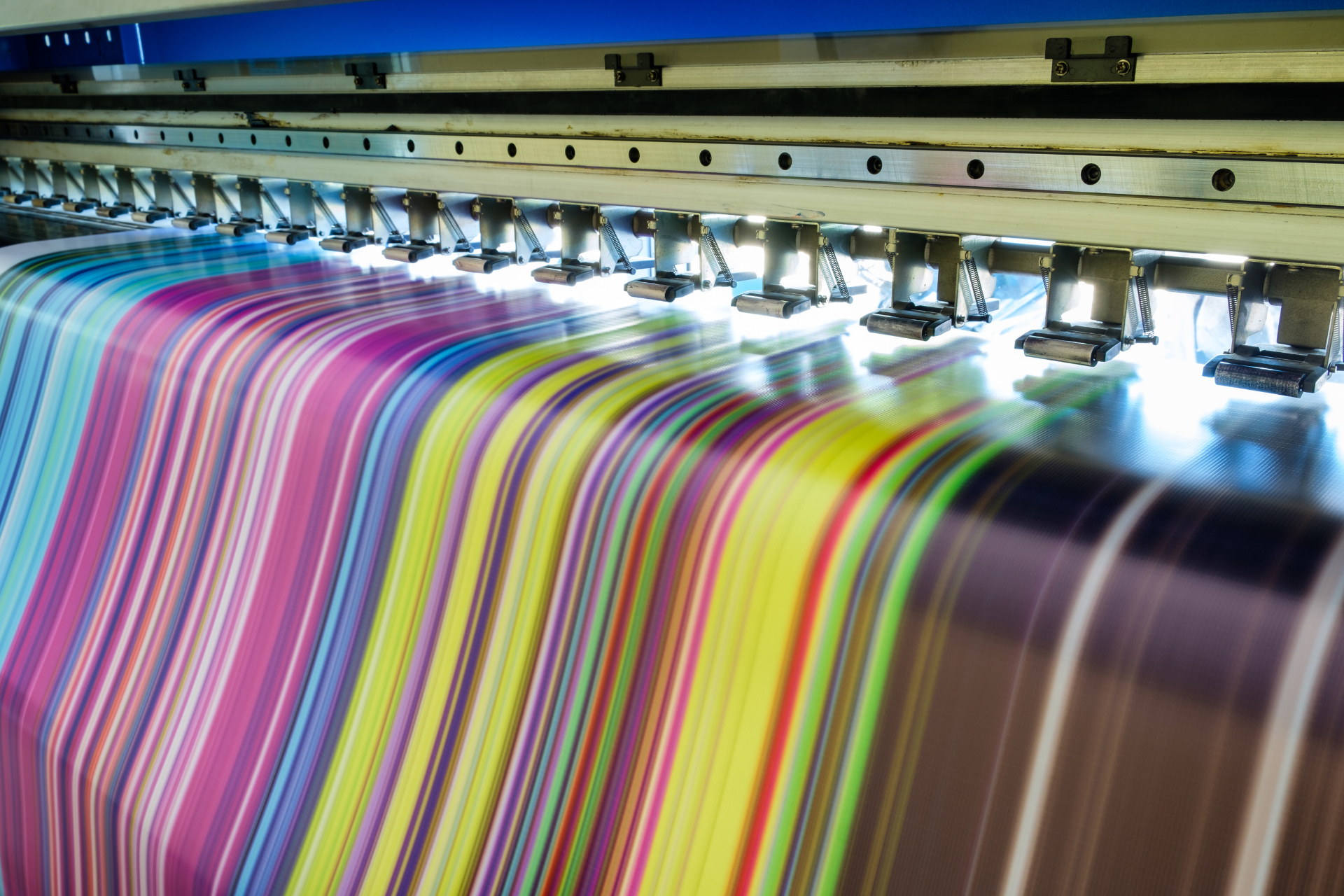 Leveraging Print Marketing Campaigns for New Year Success
